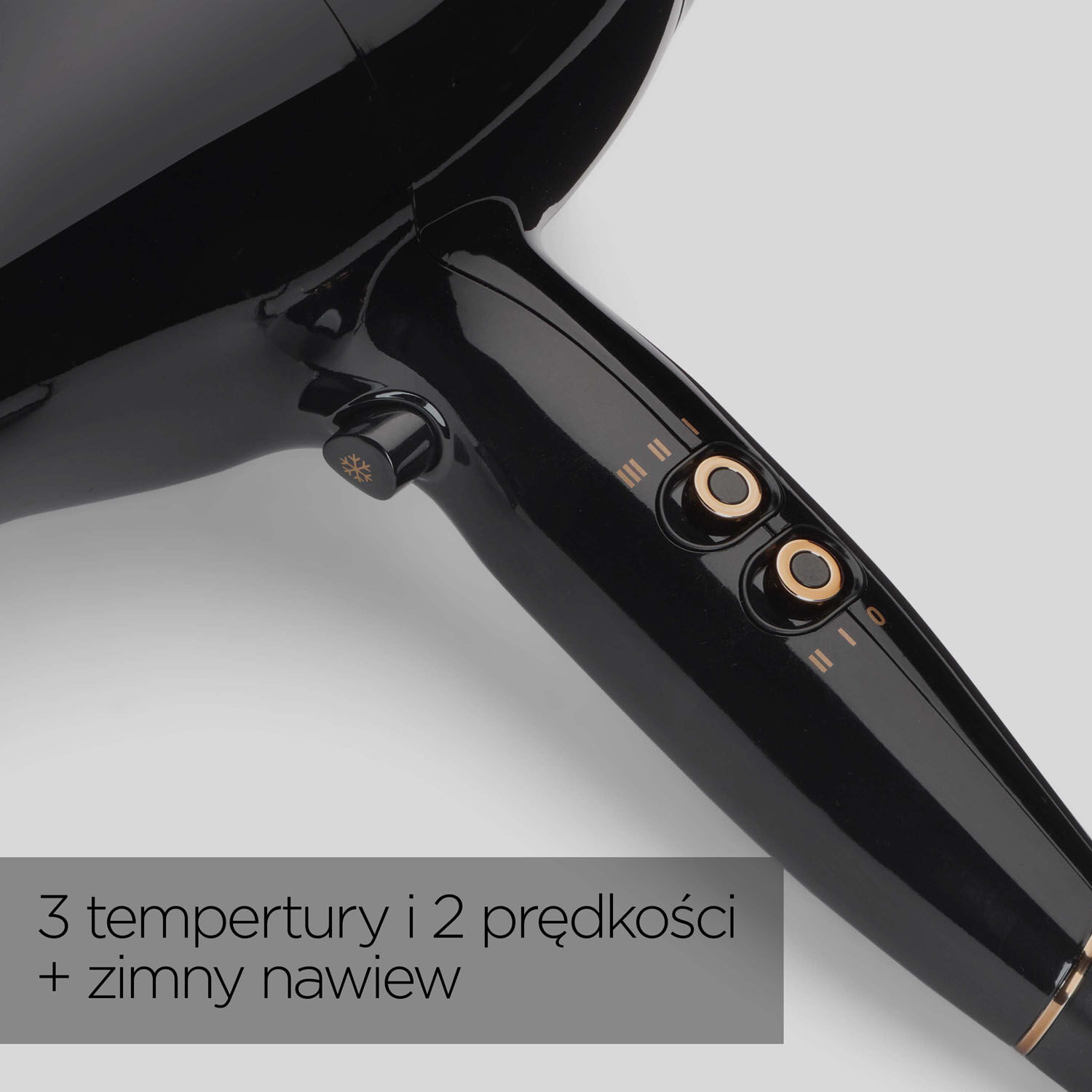 3 tempertury i 2 prędkości + zimny nawiew